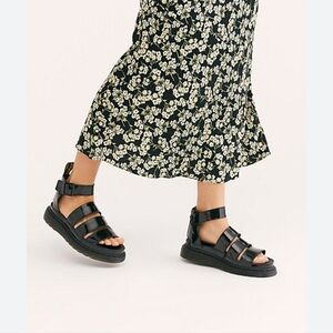 Dr. Martens Clarissa II Flatform Sandal Black Patent Leather Gladiator Sz 9 NWOT